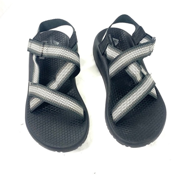 Ozark Trail Waterproof Hiking Sandals - Black/White, Size 8 - Picture 9 of 10